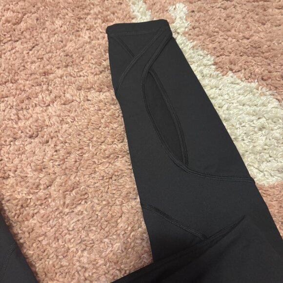 Victoria's Secret Sport Ankle Cutout Knockout Leggings Tights ID36010412 Size S - Picture 3 of 8